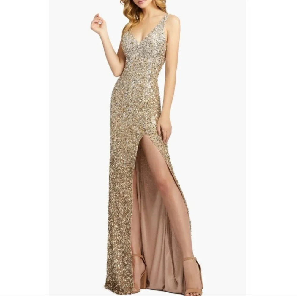 Mac Duggal Elegant ombre Gold Sequin Gown
